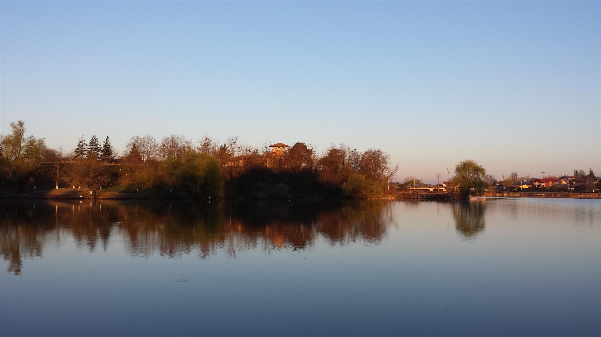 Hermes Peris 4 aprilie 2015 - 20150404071410.jpg